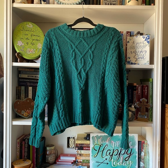 Aerie | Emerald Chunky Oversized Cable Knit Sweater - Picture 2 of 14